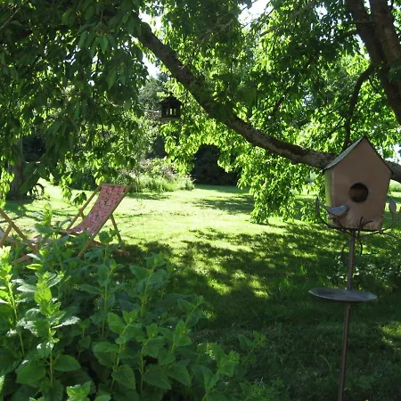 Traditional House With Garden In Dampsmesnil Дом отдыха *
