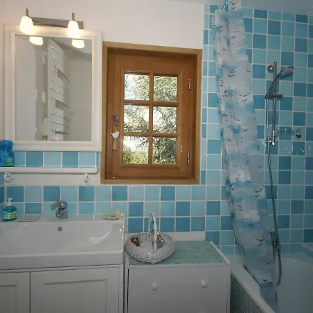 Traditional House With Garden In Dampsmesnil Holiday home